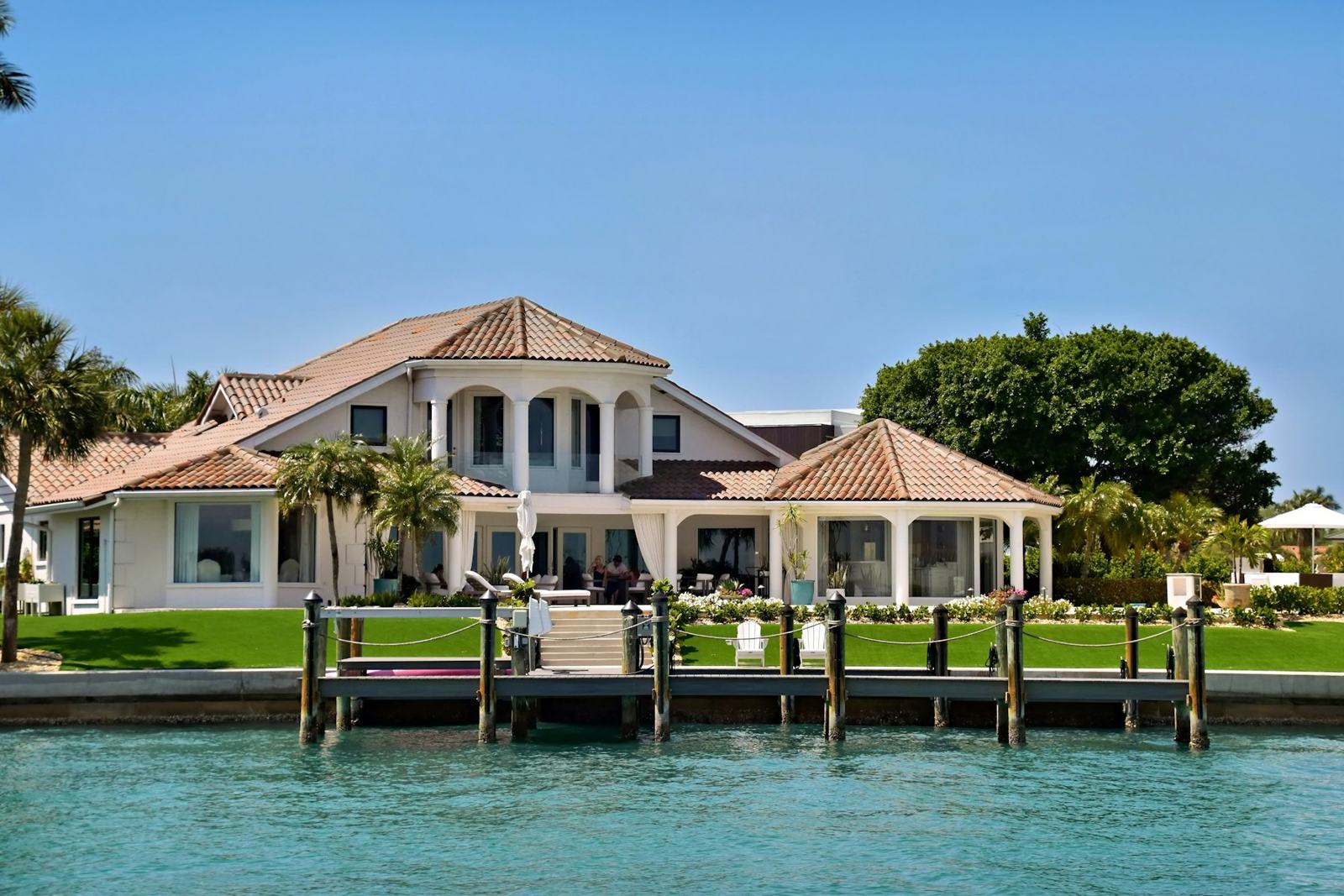 Luxury property marketplace